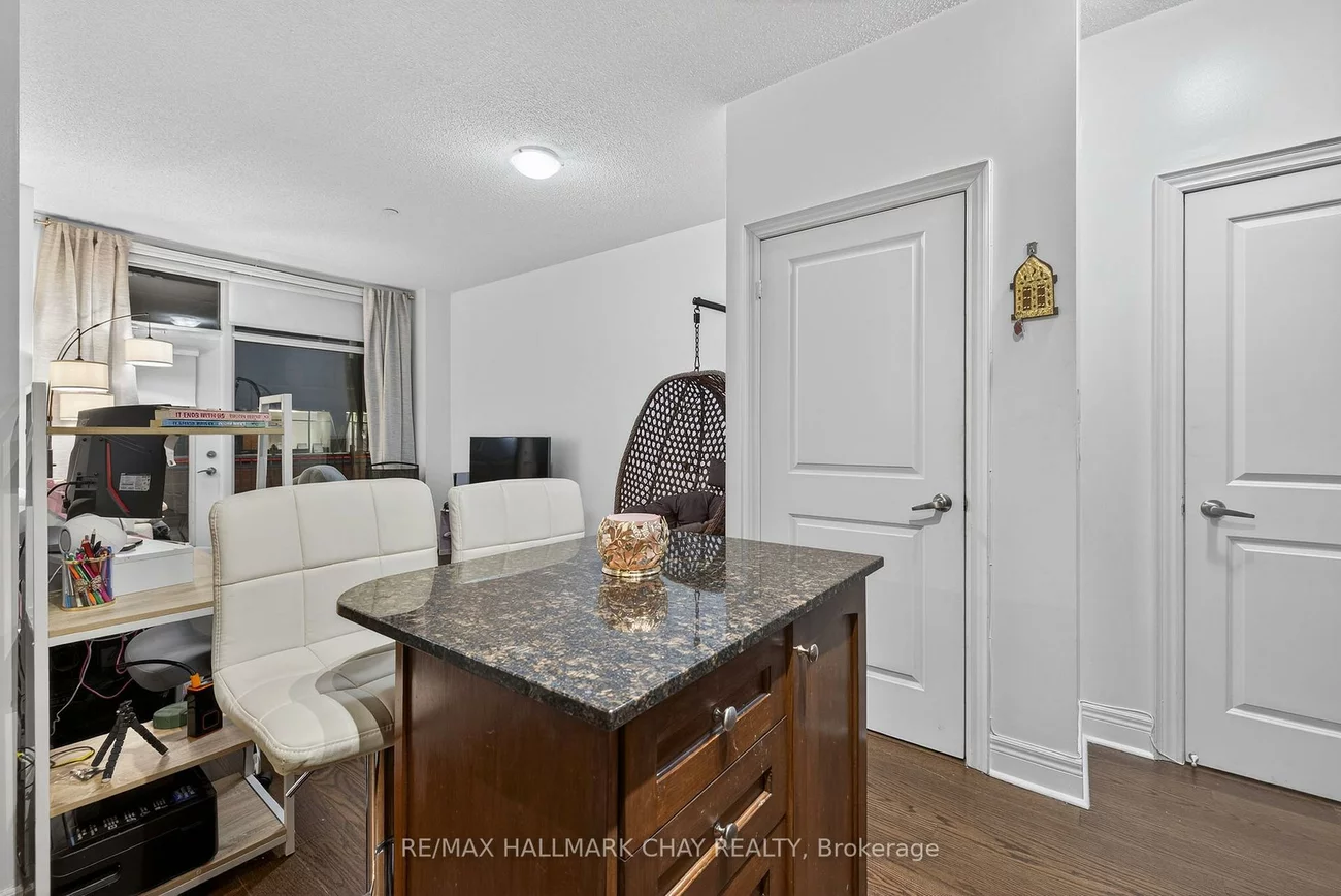 701, Sheppard, Clanton Park, Toronto