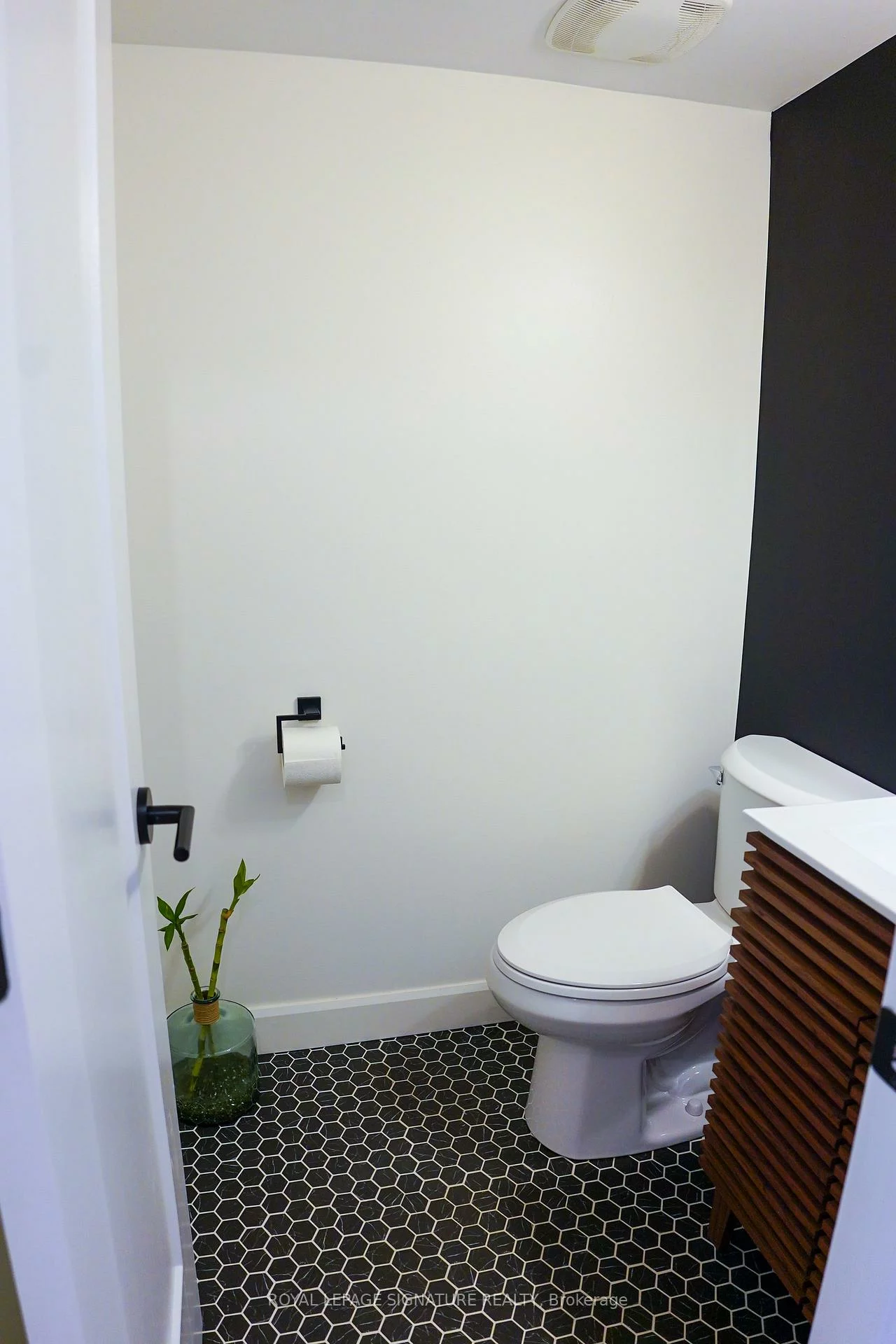 118, Finch, Newtonbrook West, Toronto