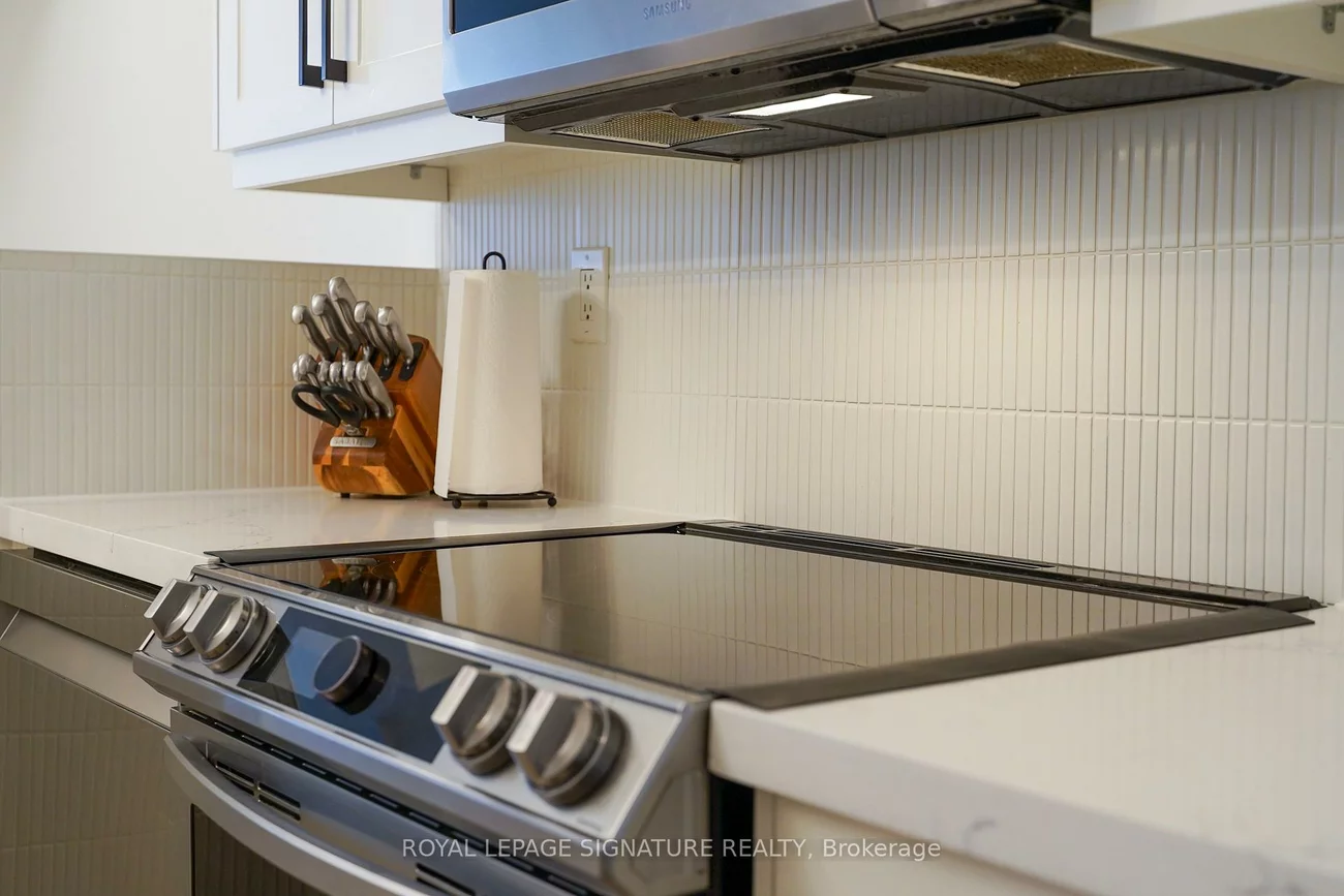 118, Finch, Newtonbrook West, Toronto