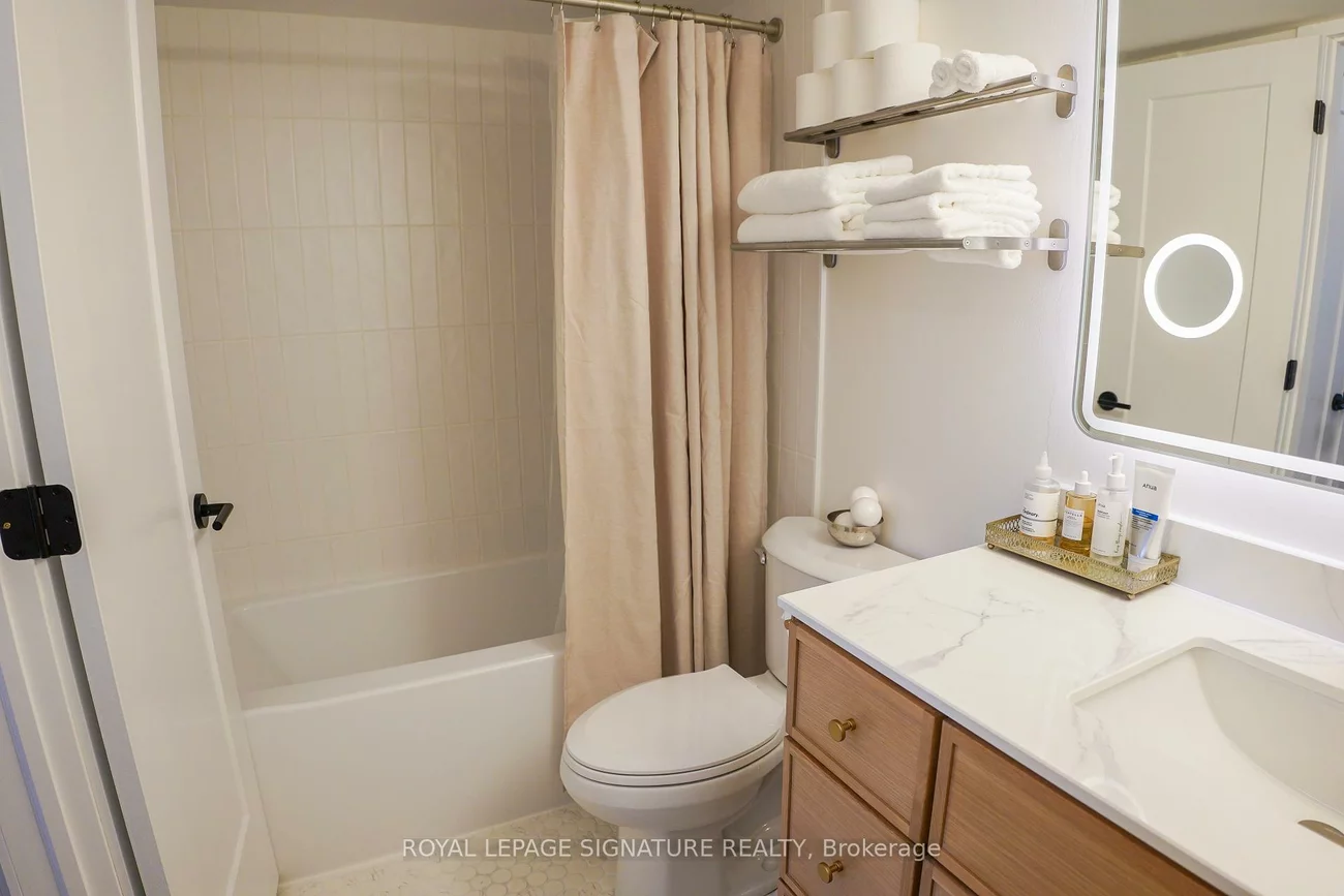 118, Finch, Newtonbrook West, Toronto