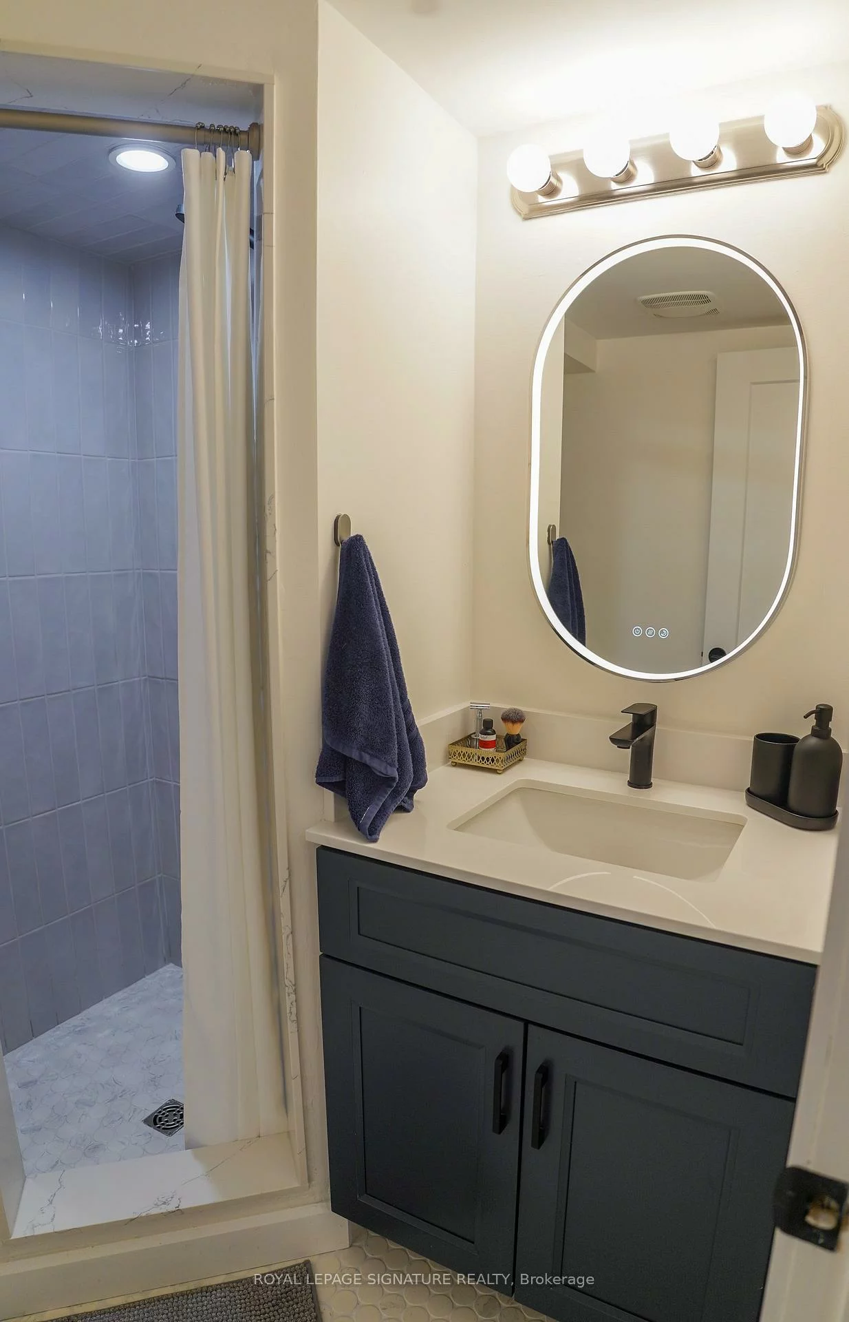 118, Finch, Newtonbrook West, Toronto