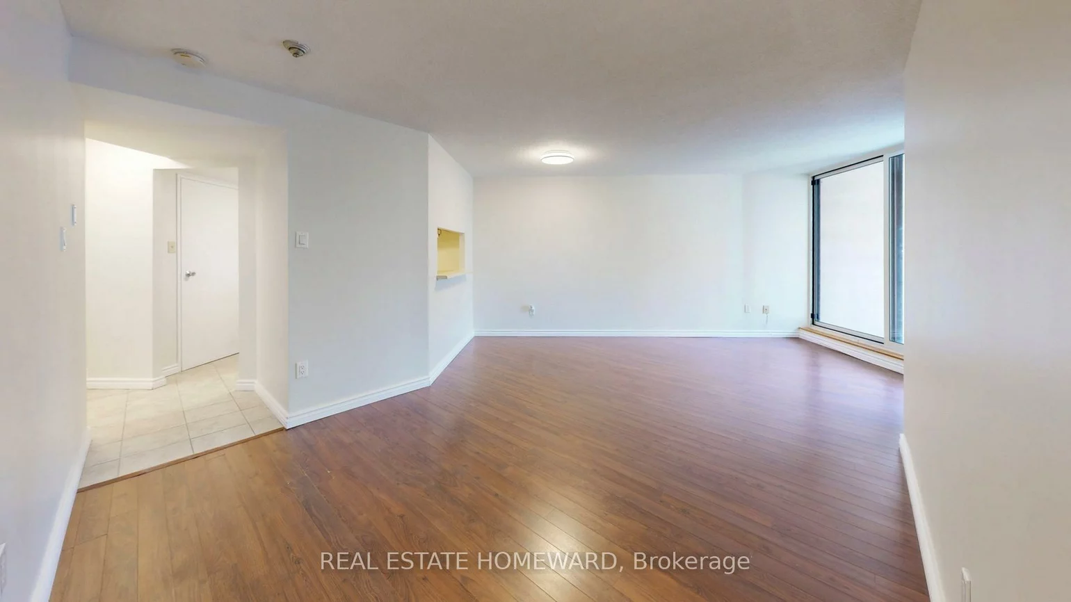 77, Maitland, Cabbagetown-South St. James Town, Toronto