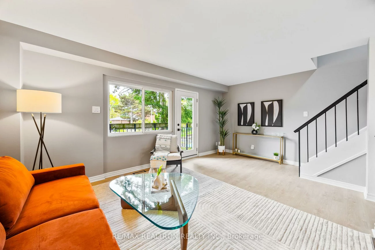 65, Godstone, Don Valley Village, Toronto