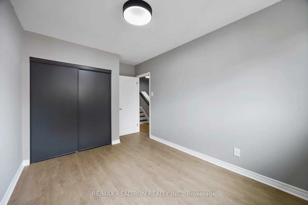 65, Godstone, Don Valley Village, Toronto