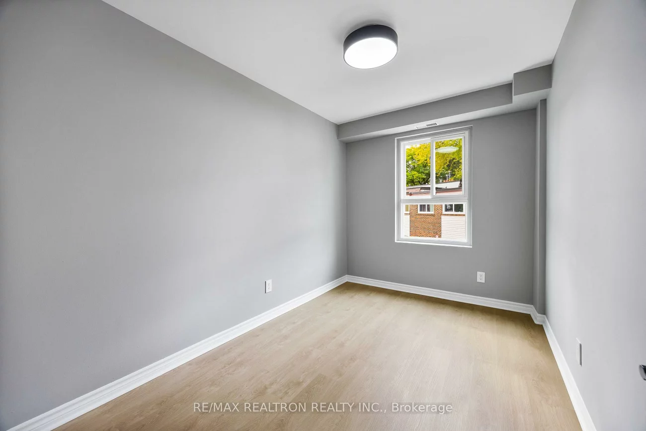 65, Godstone, Don Valley Village, Toronto