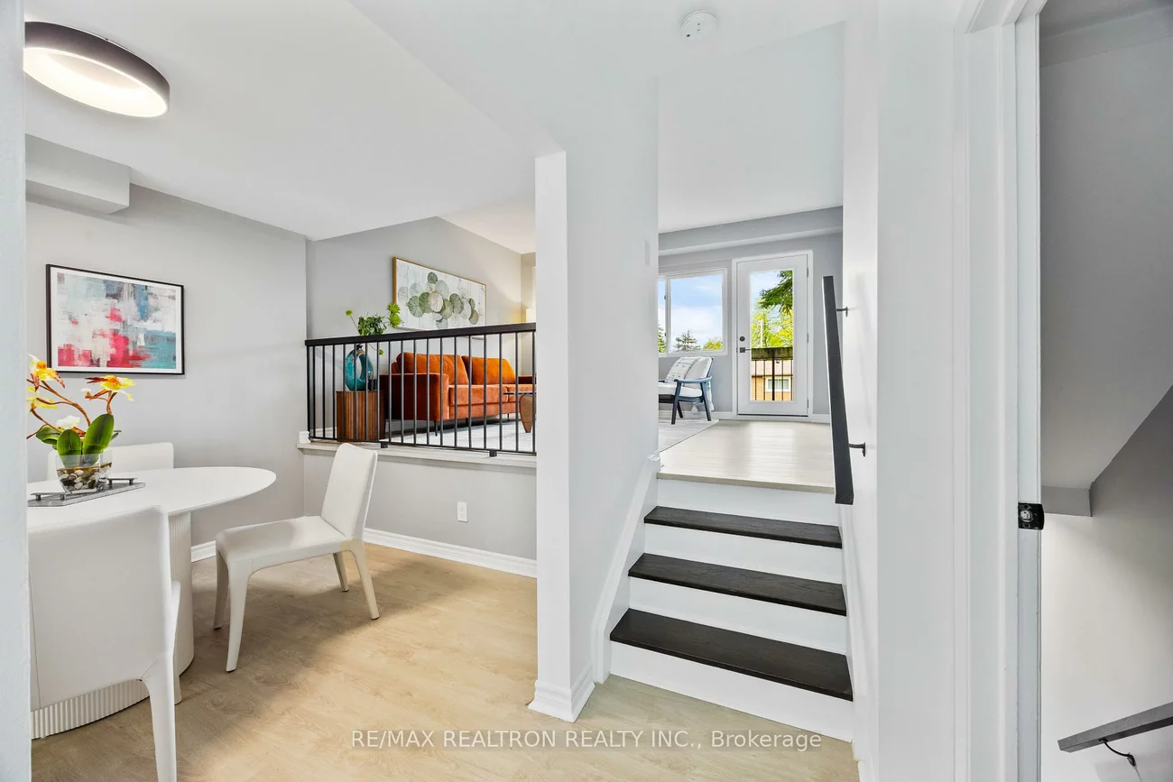 65, Godstone, Don Valley Village, Toronto