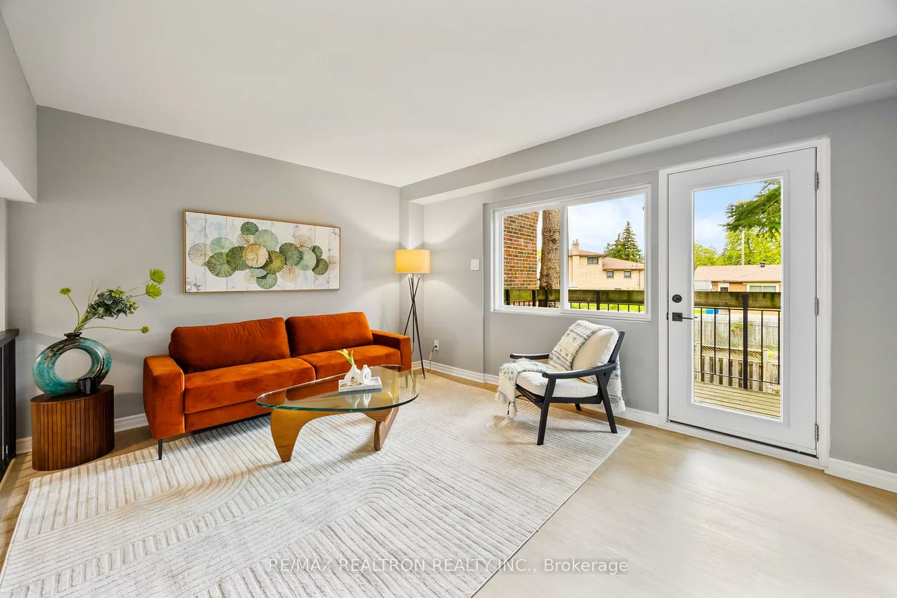 65, Godstone, Don Valley Village, Toronto