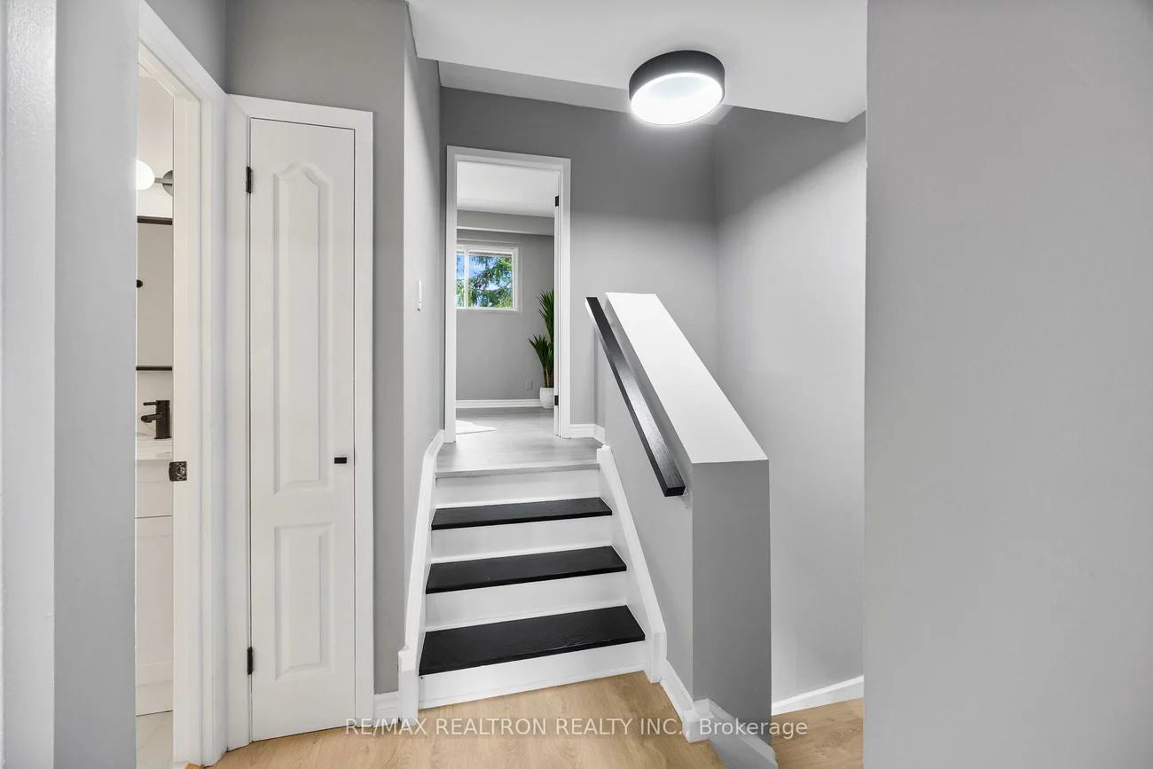 65, Godstone, Don Valley Village, Toronto