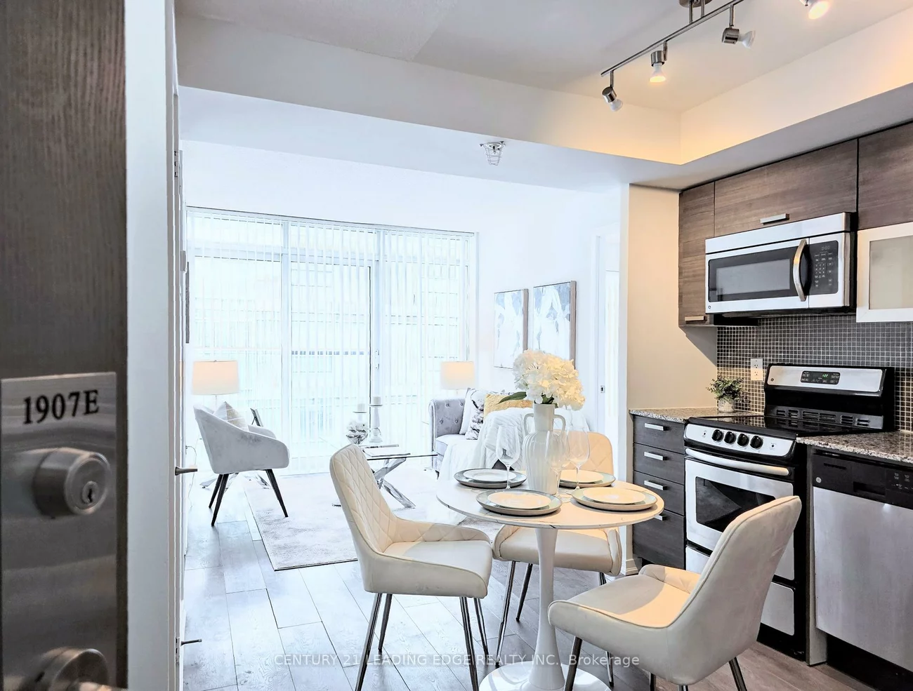 36, Lisgar, Little Portugal, Toronto