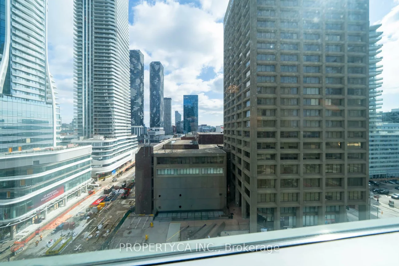 10, Yonge, Waterfront Communities C1, Toronto