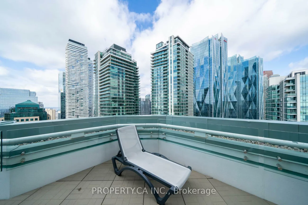 10, Yonge, Waterfront Communities C1, Toronto