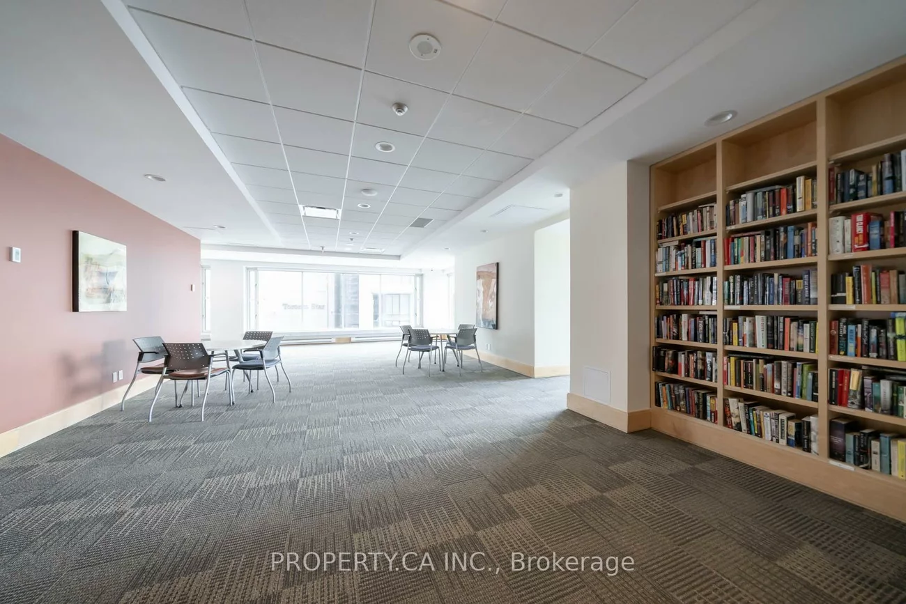 10, Yonge, Waterfront Communities C1, Toronto