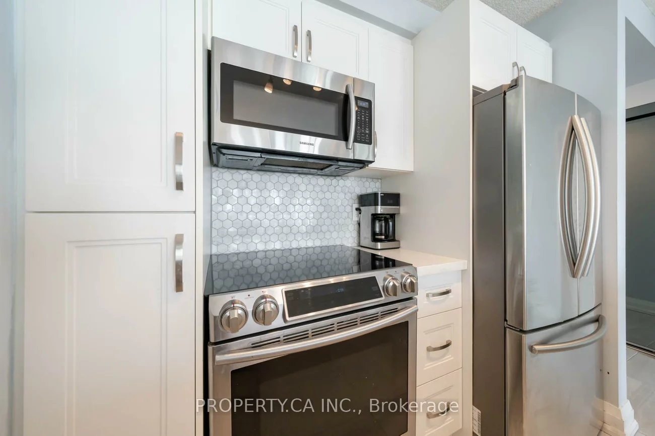 10, Yonge, Waterfront Communities C1, Toronto