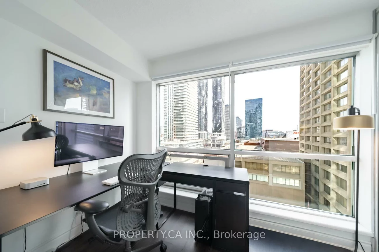 10, Yonge, Waterfront Communities C1, Toronto