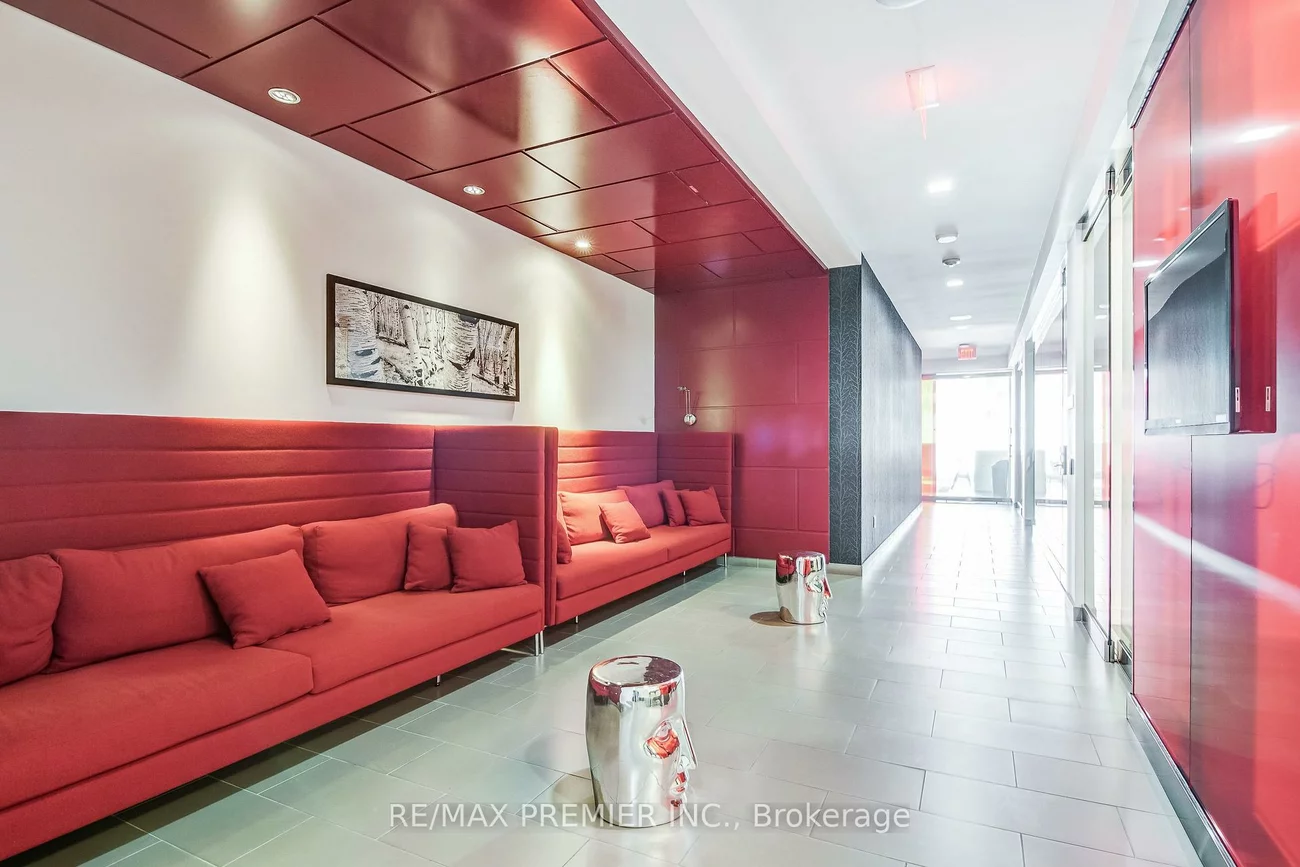 560, Front, Waterfront Communities C1, Toronto