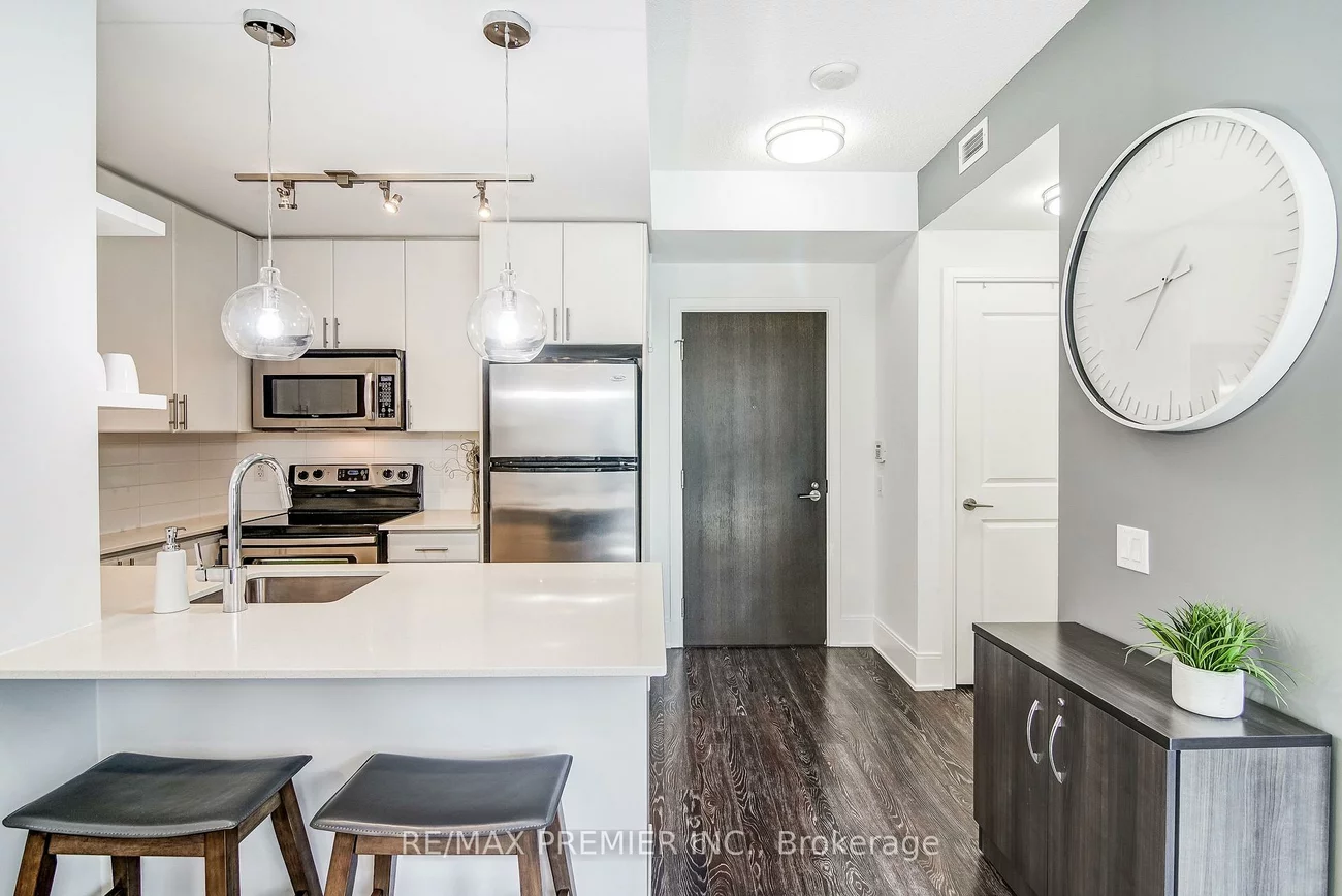 560, Front, Waterfront Communities C1, Toronto