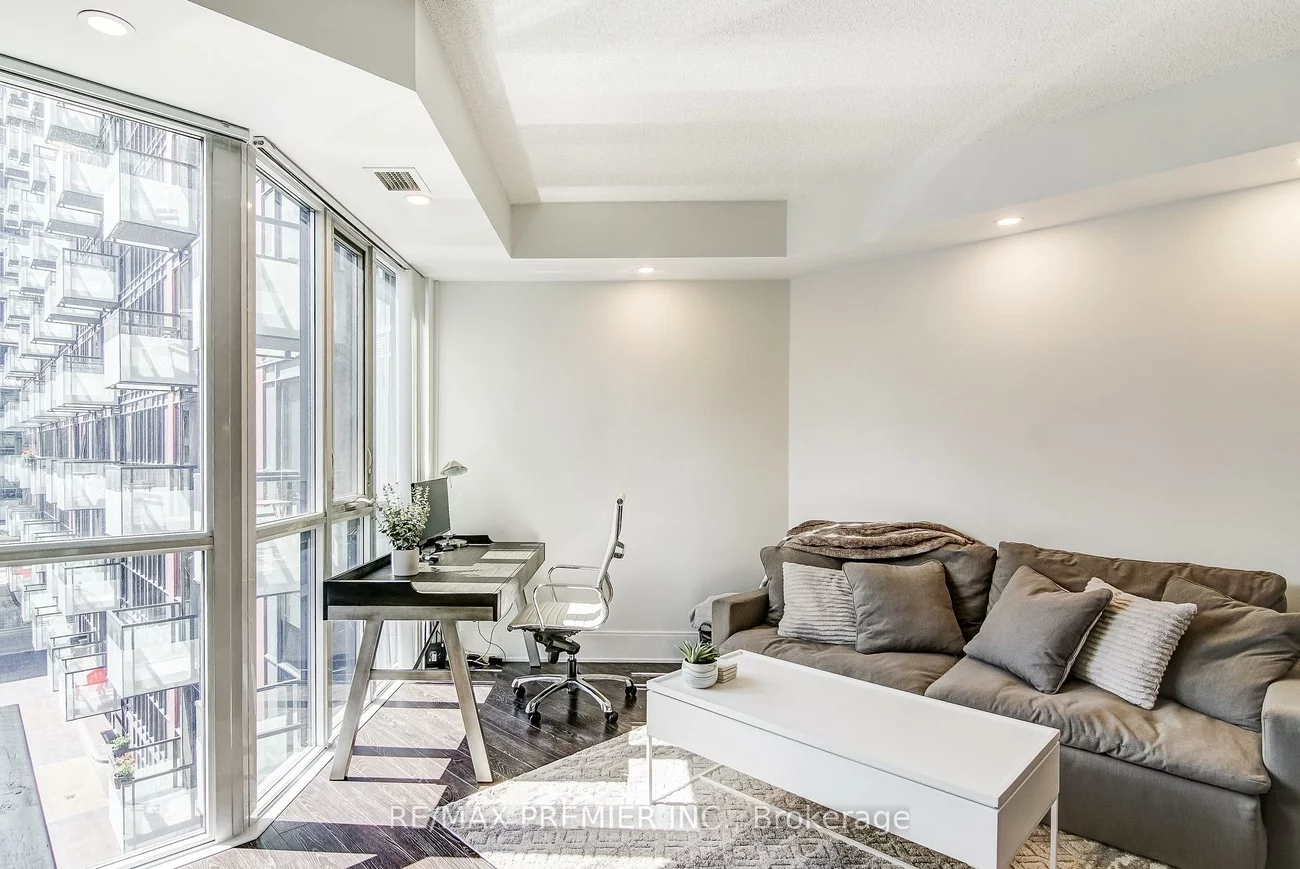 560, Front, Waterfront Communities C1, Toronto