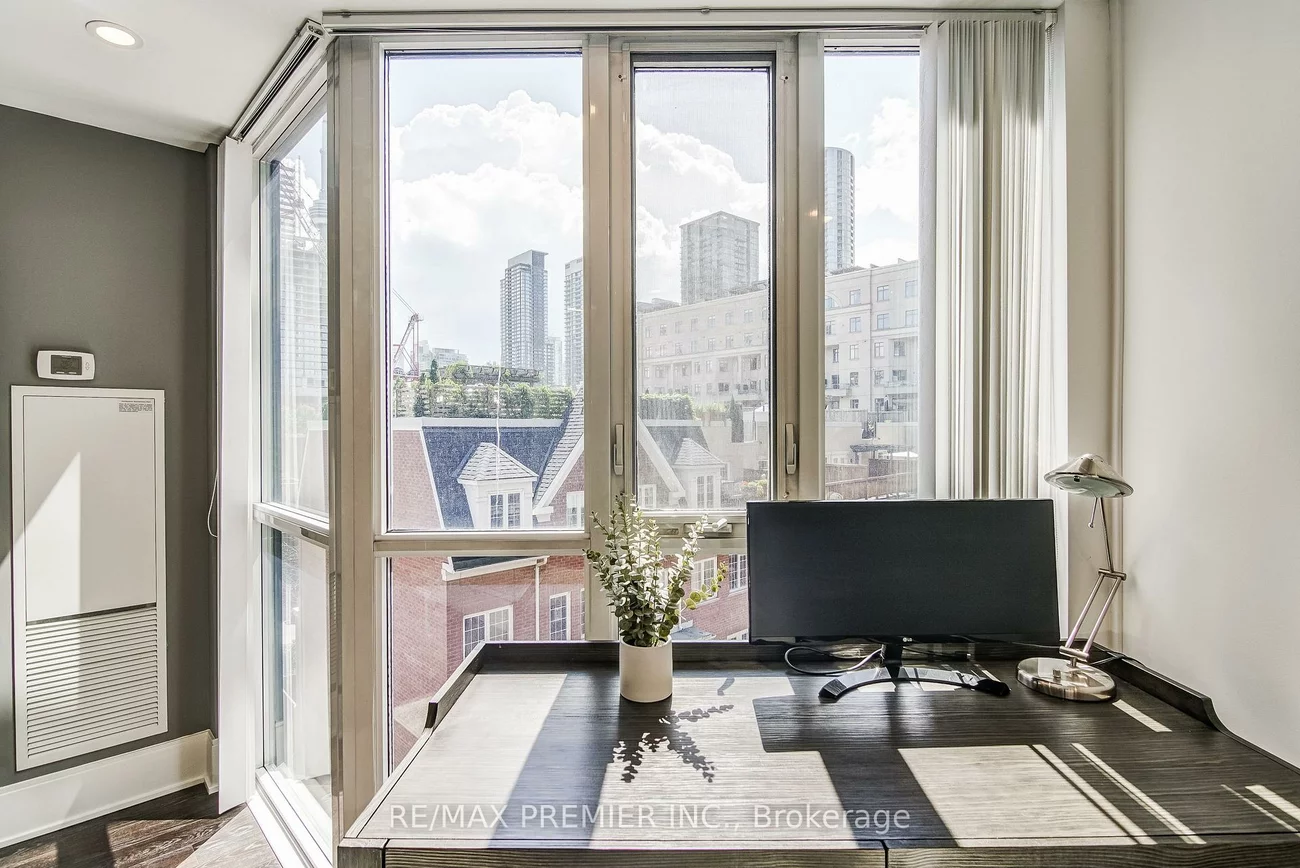 560, Front, Waterfront Communities C1, Toronto