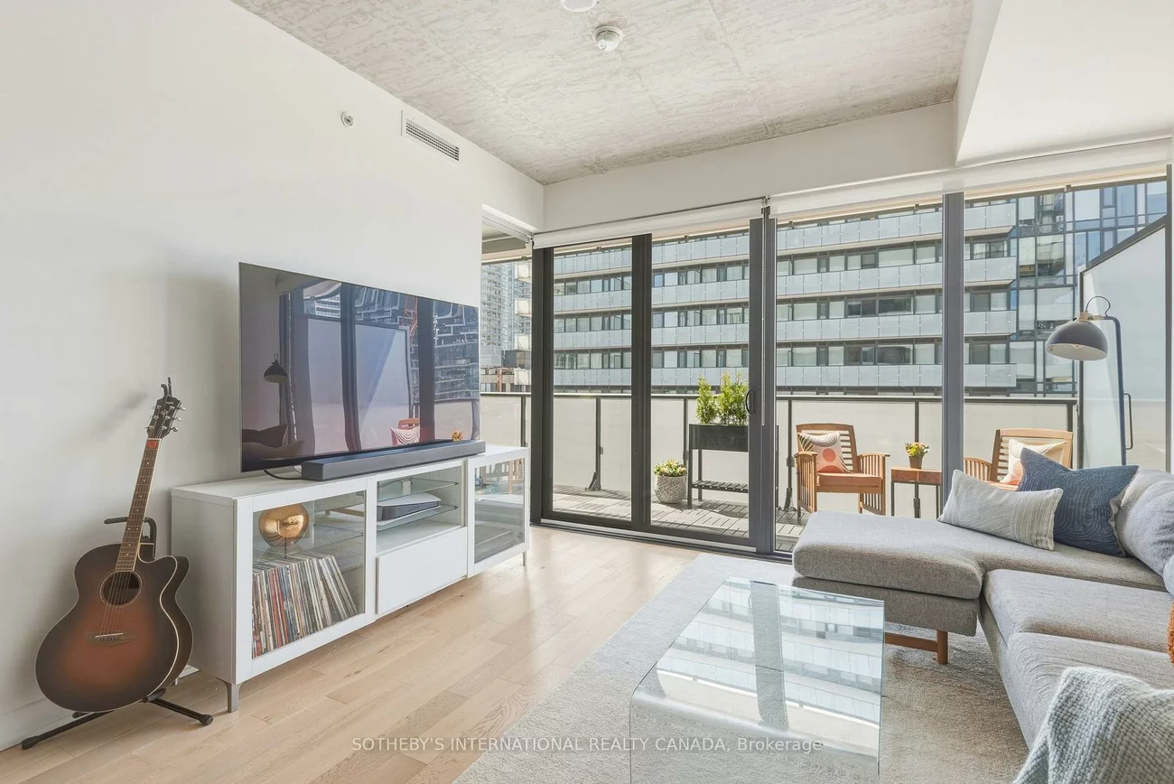 185, Roehampton, Mount Pleasant West, Toronto