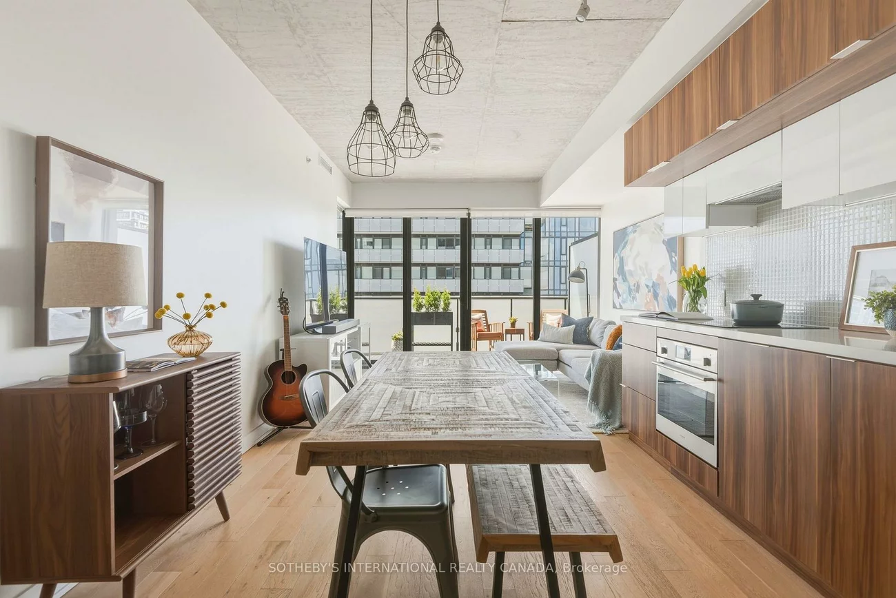 185, Roehampton, Mount Pleasant West, Toronto