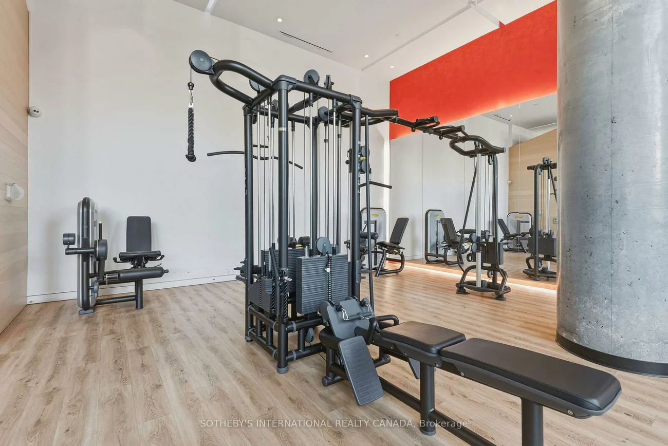 185, Roehampton, Mount Pleasant West, Toronto