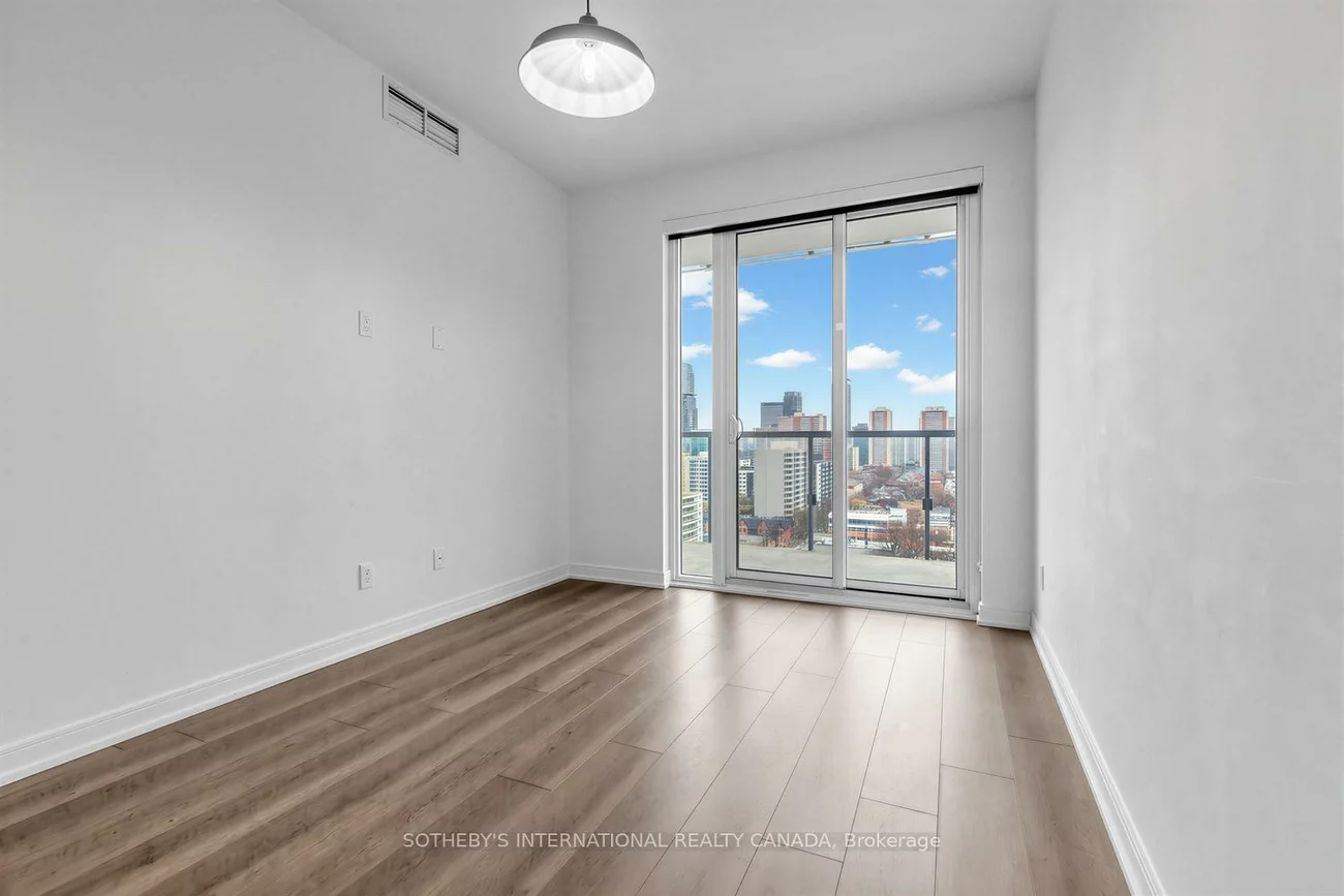 3, Gloucester, Church-Yonge Corridor, Toronto