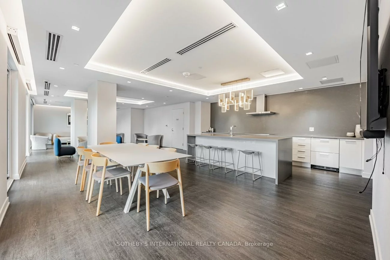 3, Gloucester, Church-Yonge Corridor, Toronto