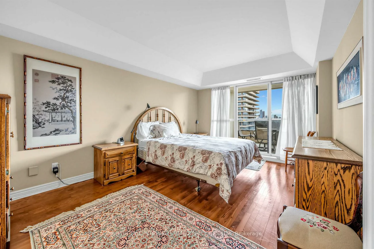 3, Gloucester, Church-Yonge Corridor, Toronto