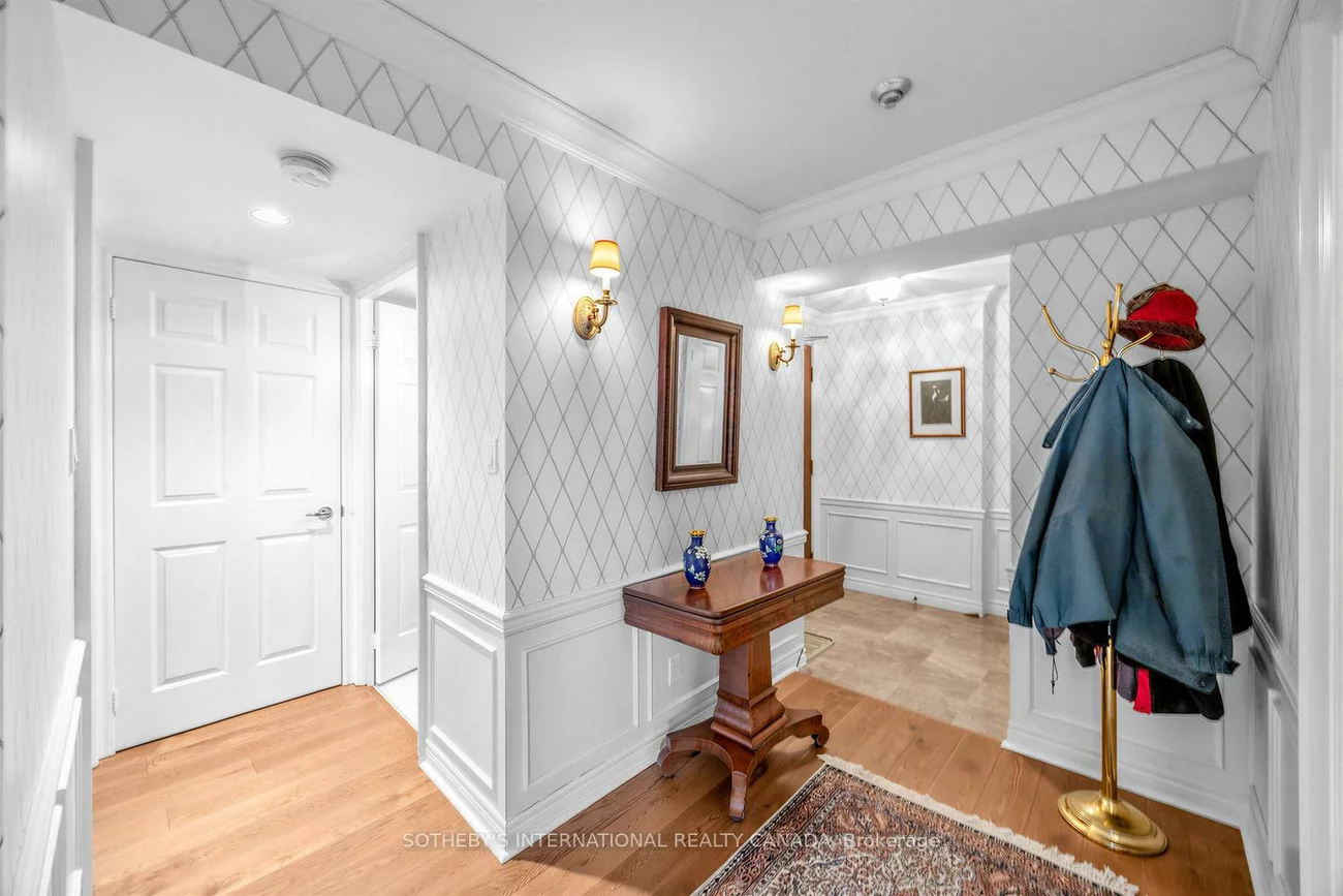 3, Gloucester, Church-Yonge Corridor, Toronto