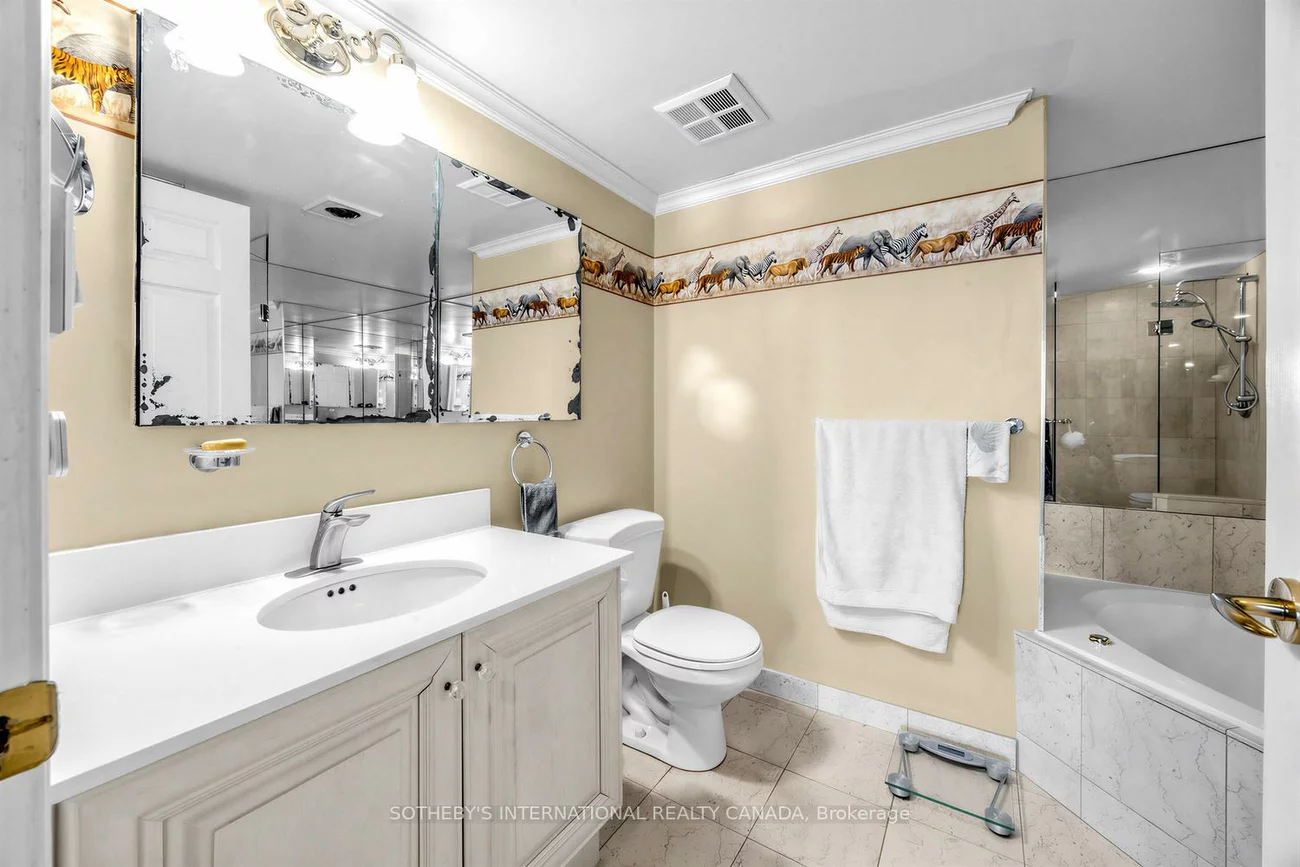 3, Gloucester, Church-Yonge Corridor, Toronto