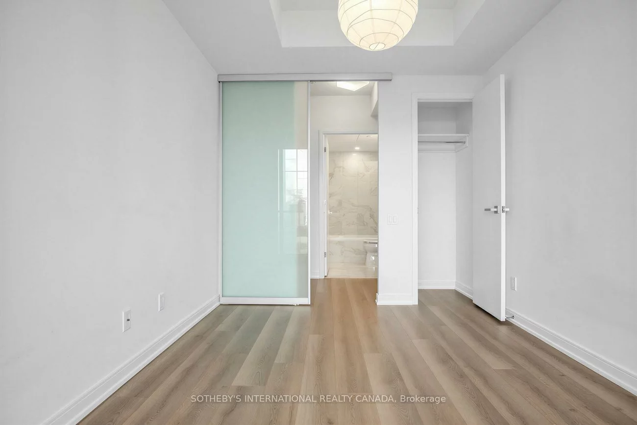 3, Gloucester, Church-Yonge Corridor, Toronto