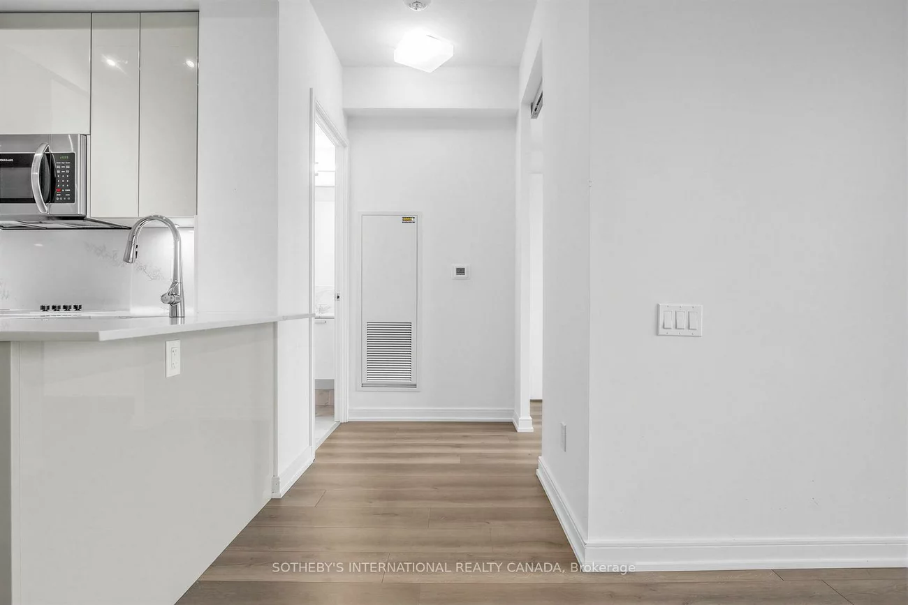 3, Gloucester, Church-Yonge Corridor, Toronto