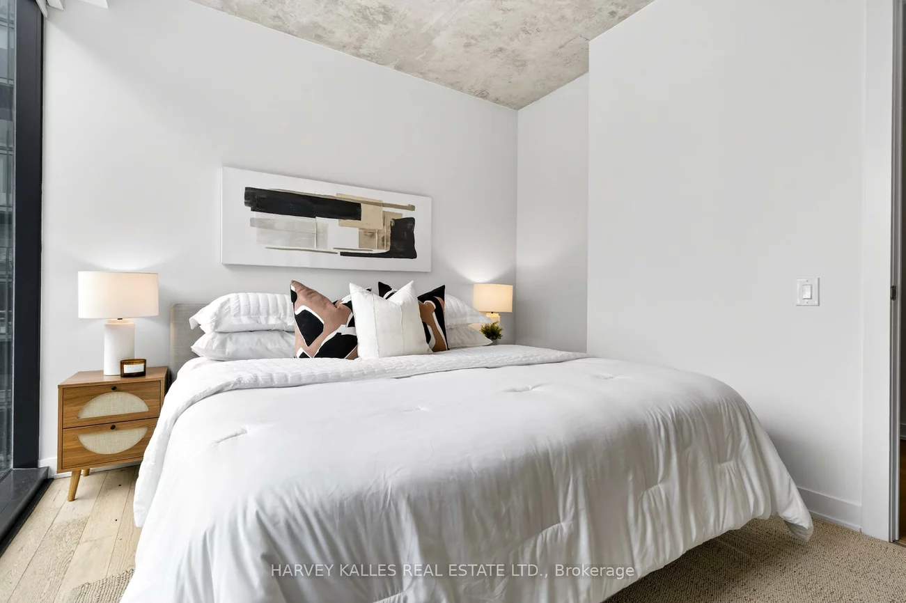 38, Stewart, Waterfront Communities C1, Toronto