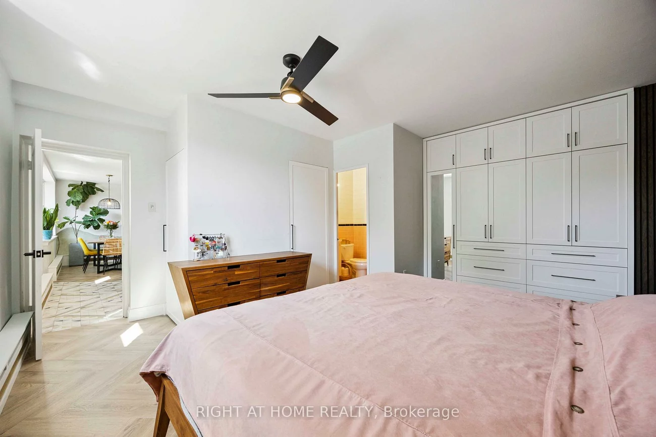 57, Neptune, Englemount-Lawrence, Toronto