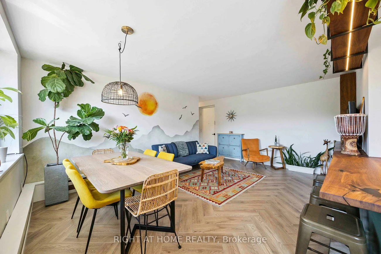 57, Neptune, Englemount-Lawrence, Toronto