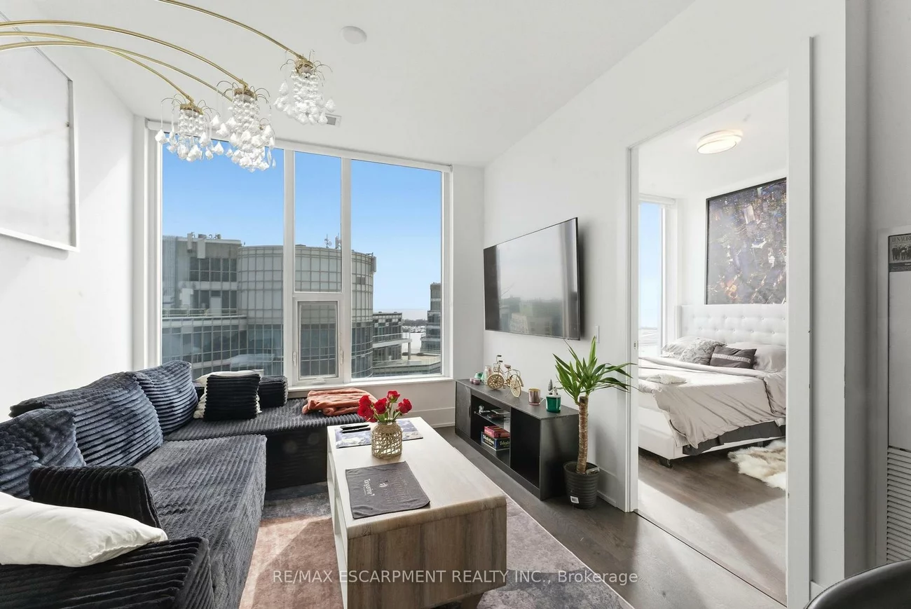 10, York, Waterfront Communities C1, Toronto