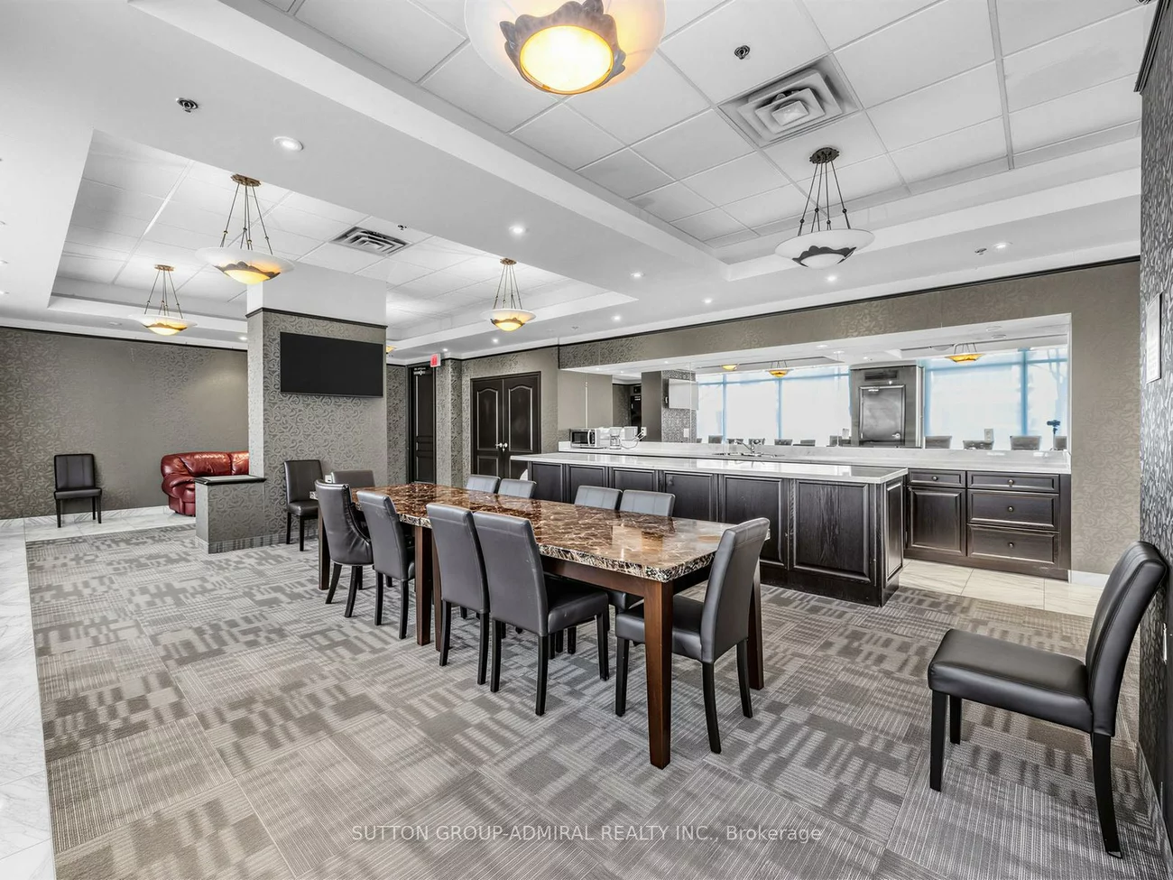 935, Sheppard, Clanton Park, Toronto