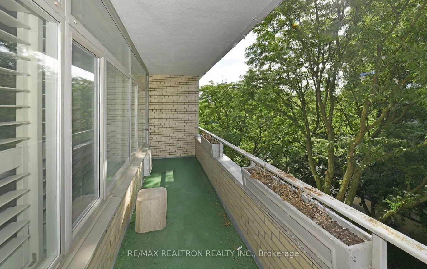 581, Avenue, Yonge-St. Clair, Toronto