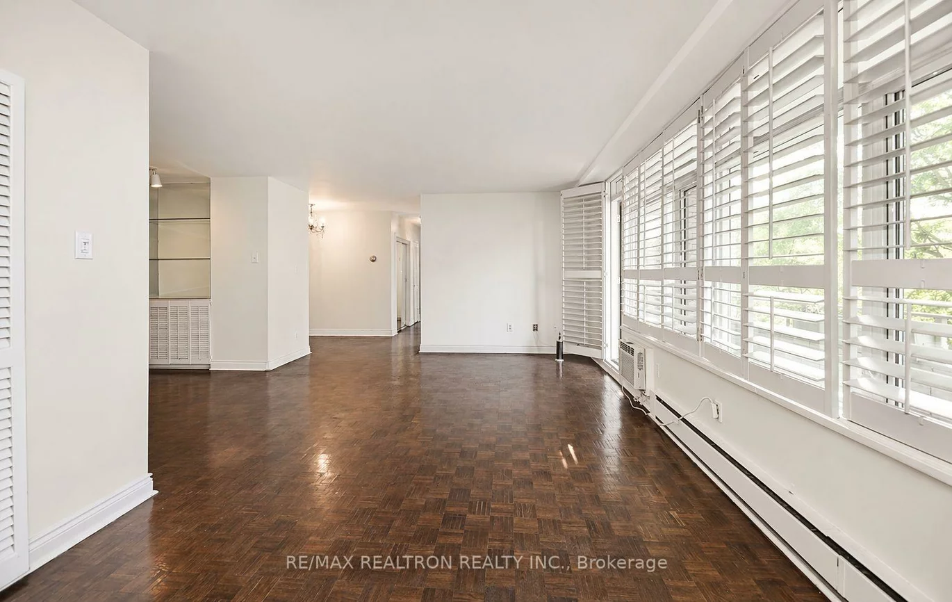 581, Avenue, Yonge-St. Clair, Toronto