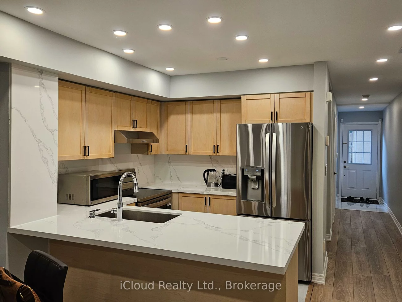 285, Antibes, Westminster-Branson, Toronto