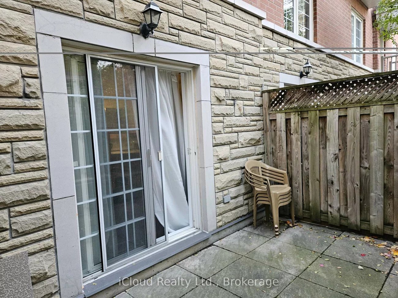 285, Antibes, Westminster-Branson, Toronto