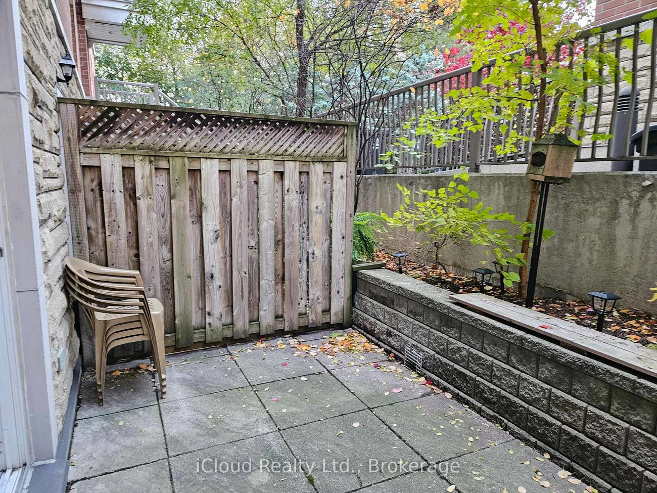 285, Antibes, Westminster-Branson, Toronto