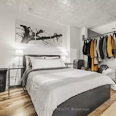 50, Camden, Waterfront Communities C1, Toronto