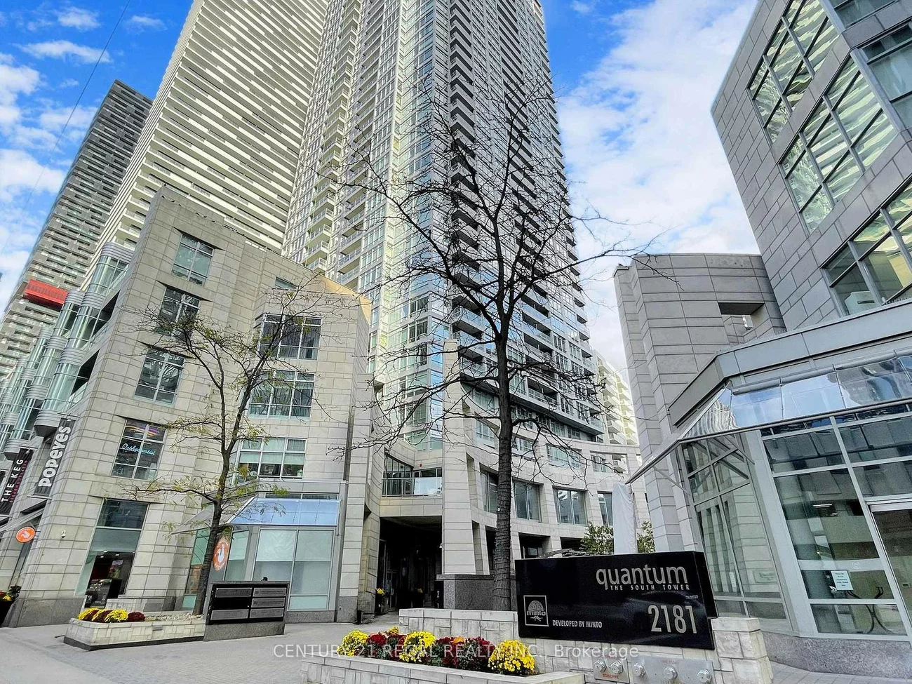 2191, Yonge, Mount Pleasant West, Toronto