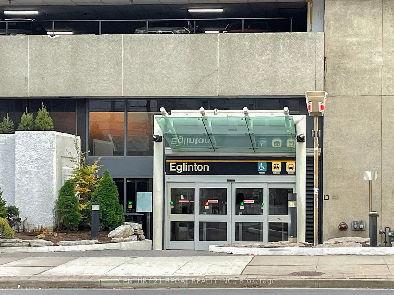 2191, Yonge, Mount Pleasant West, Toronto