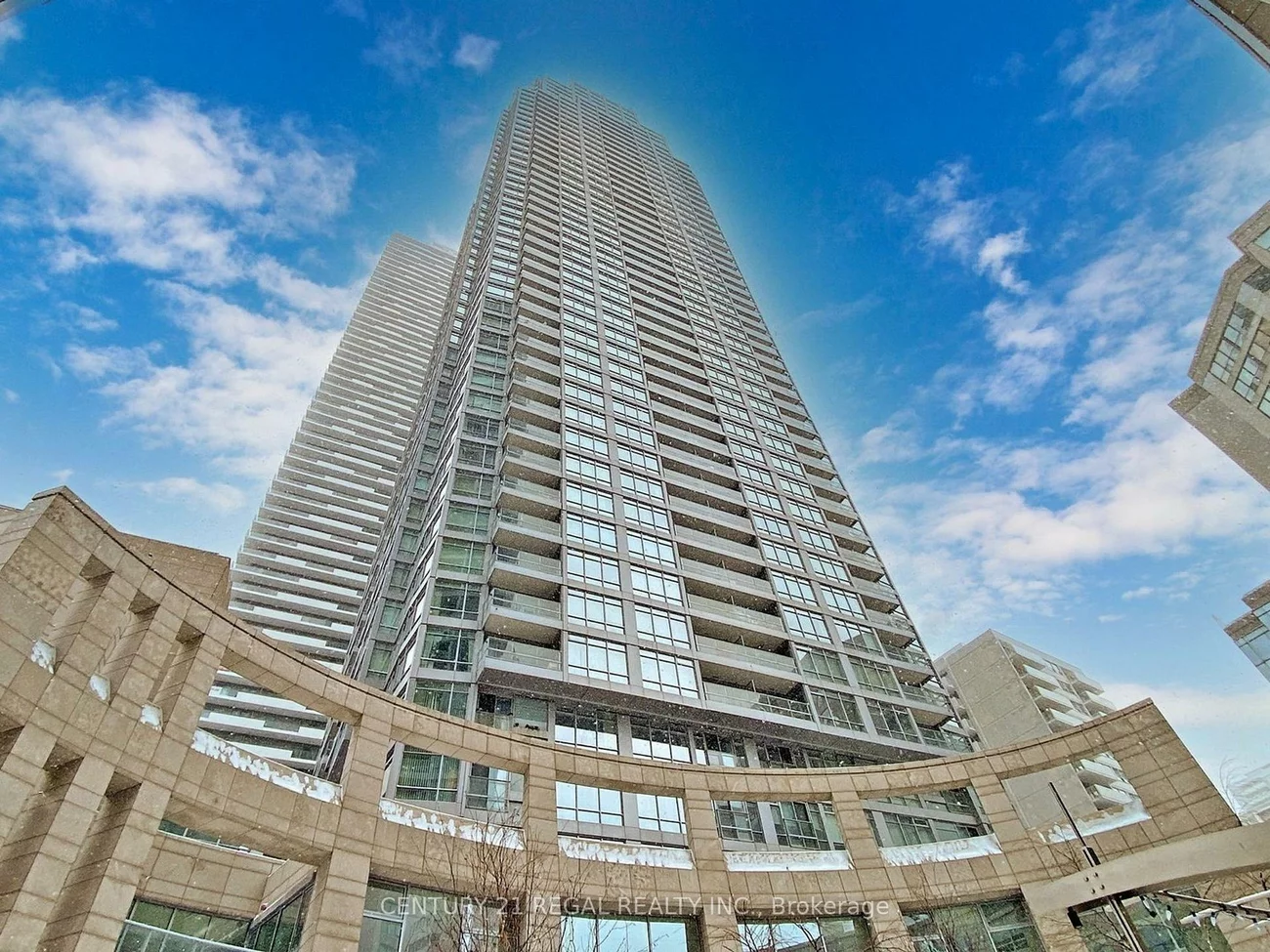 2191, Yonge, Mount Pleasant West, Toronto