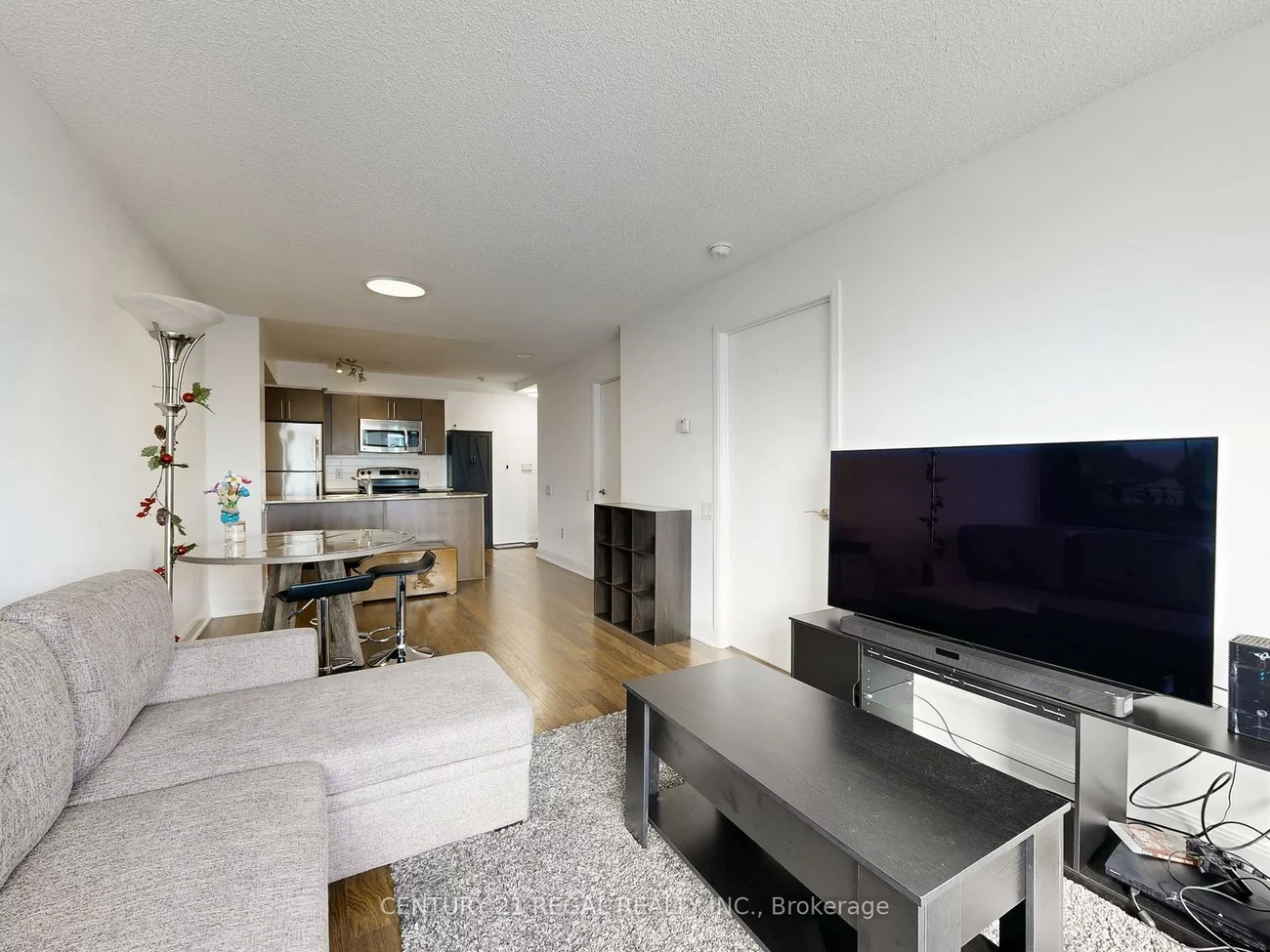 2191, Yonge, Mount Pleasant West, Toronto