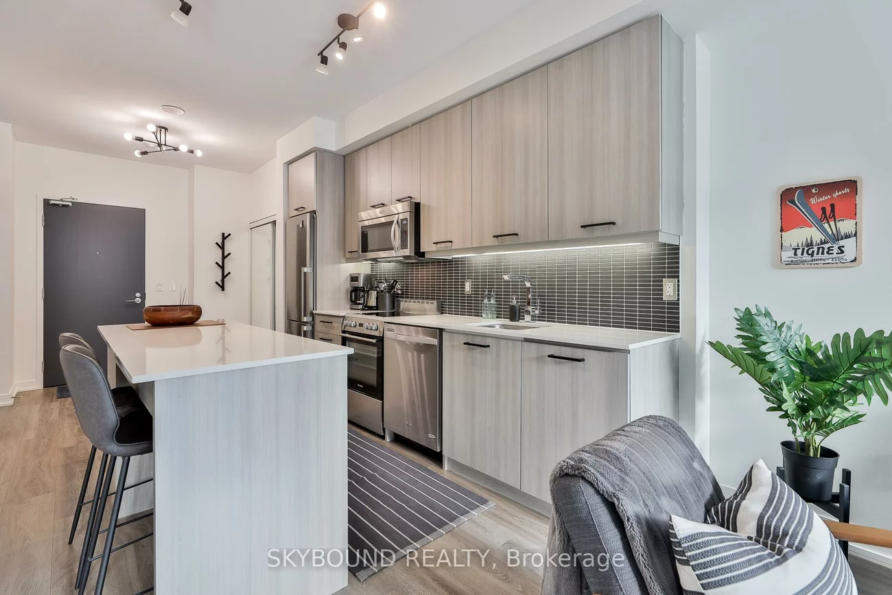 105, George, Moss Park, Toronto