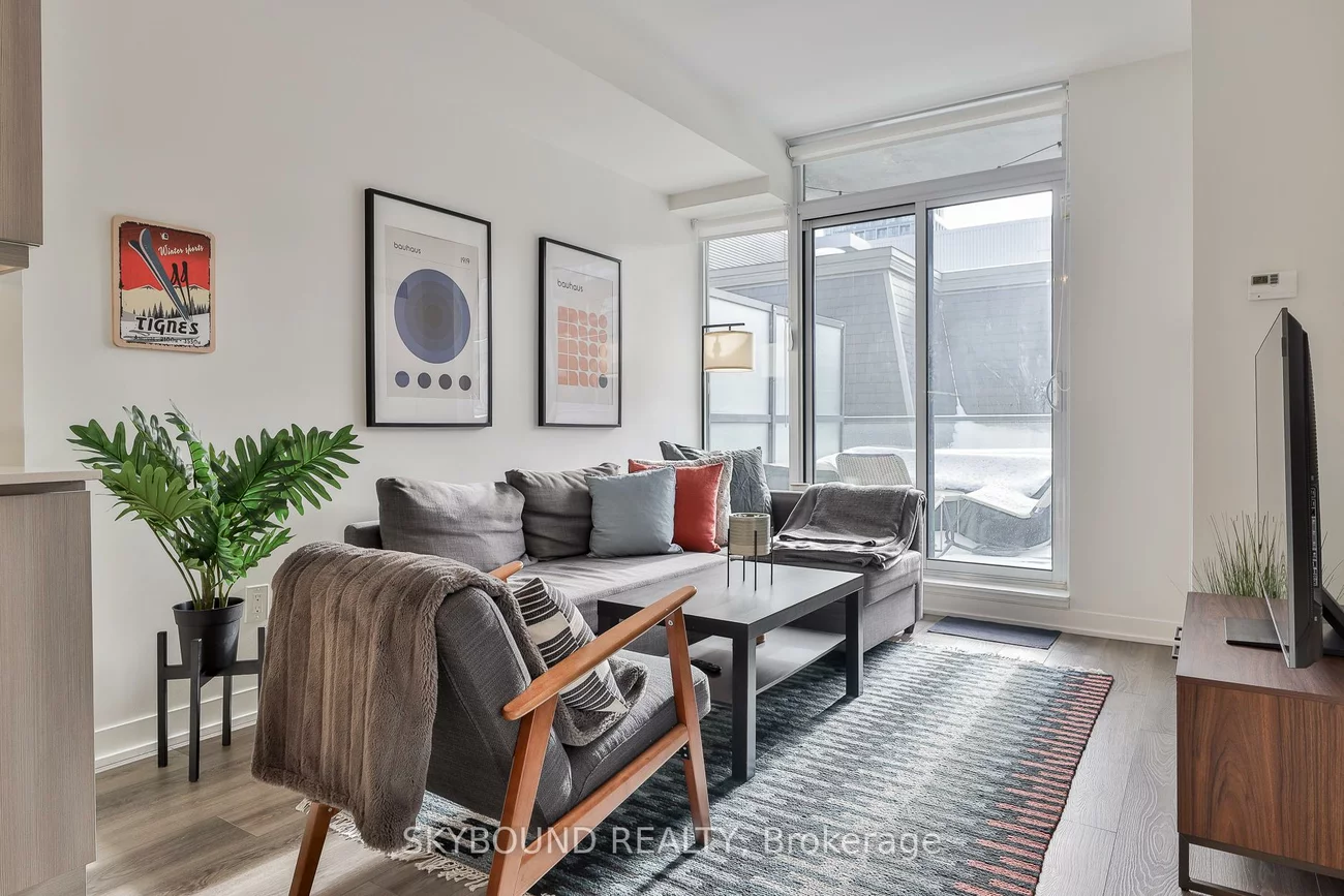 105, George, Moss Park, Toronto