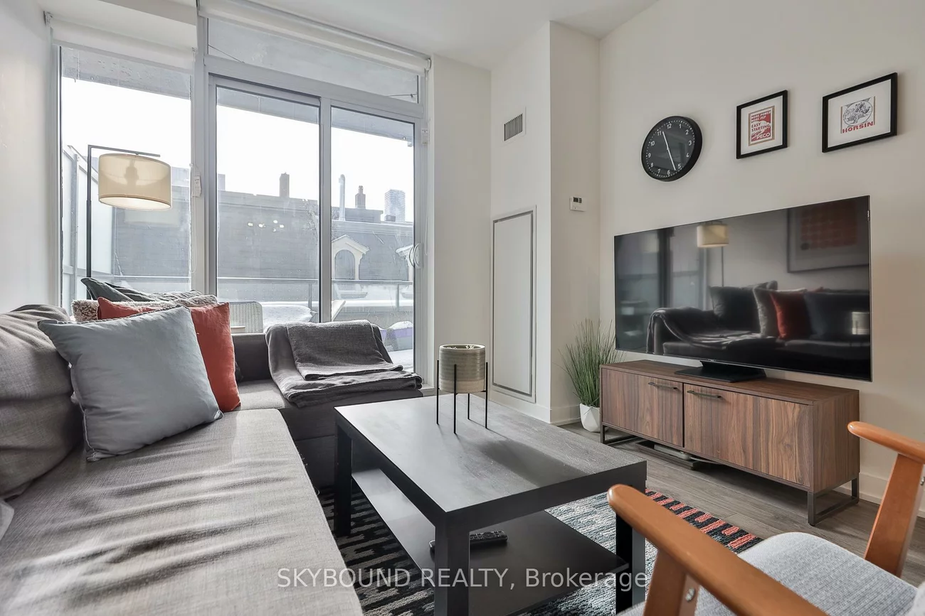 105, George, Moss Park, Toronto